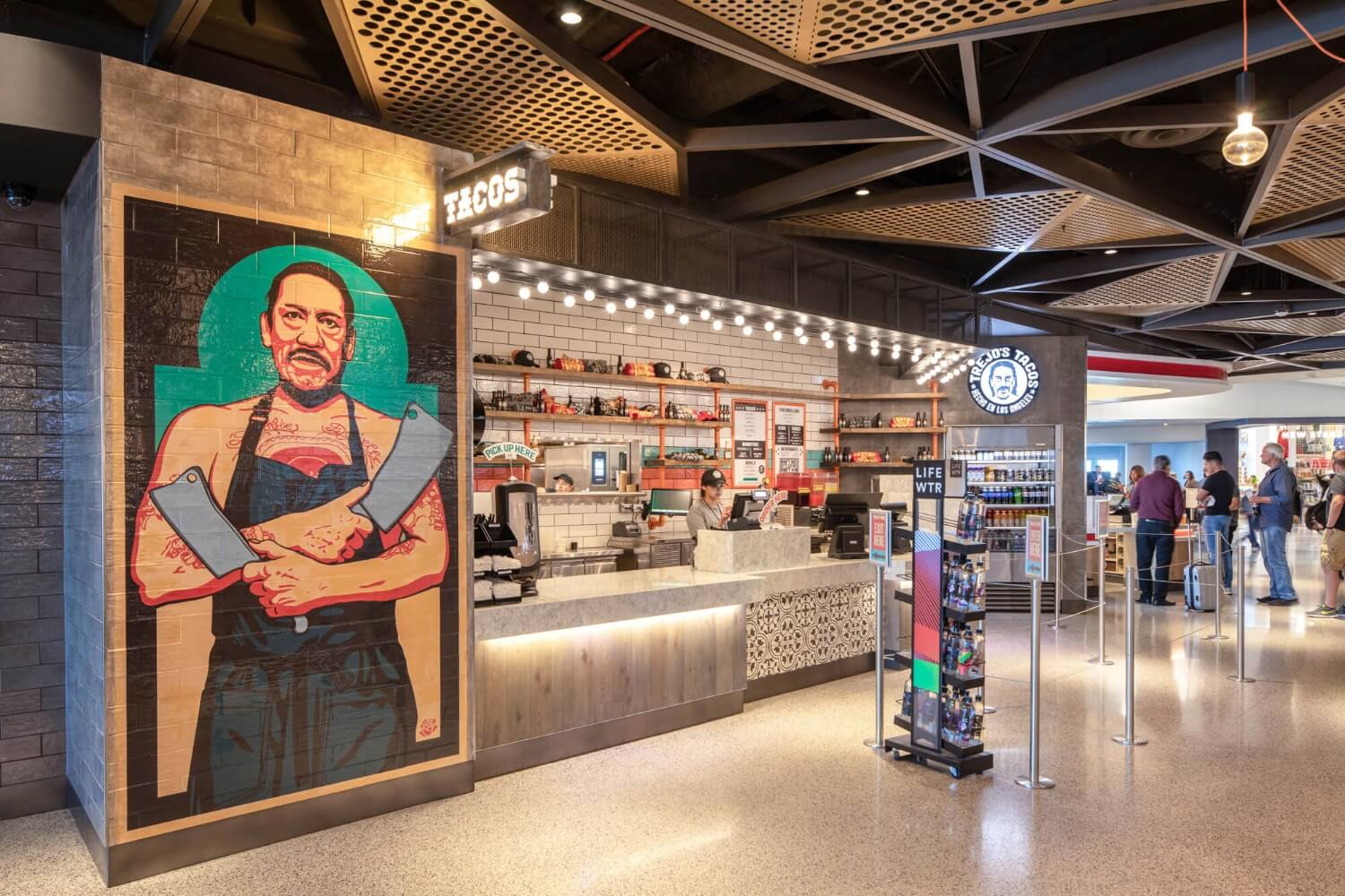 lax terminal 3 food court